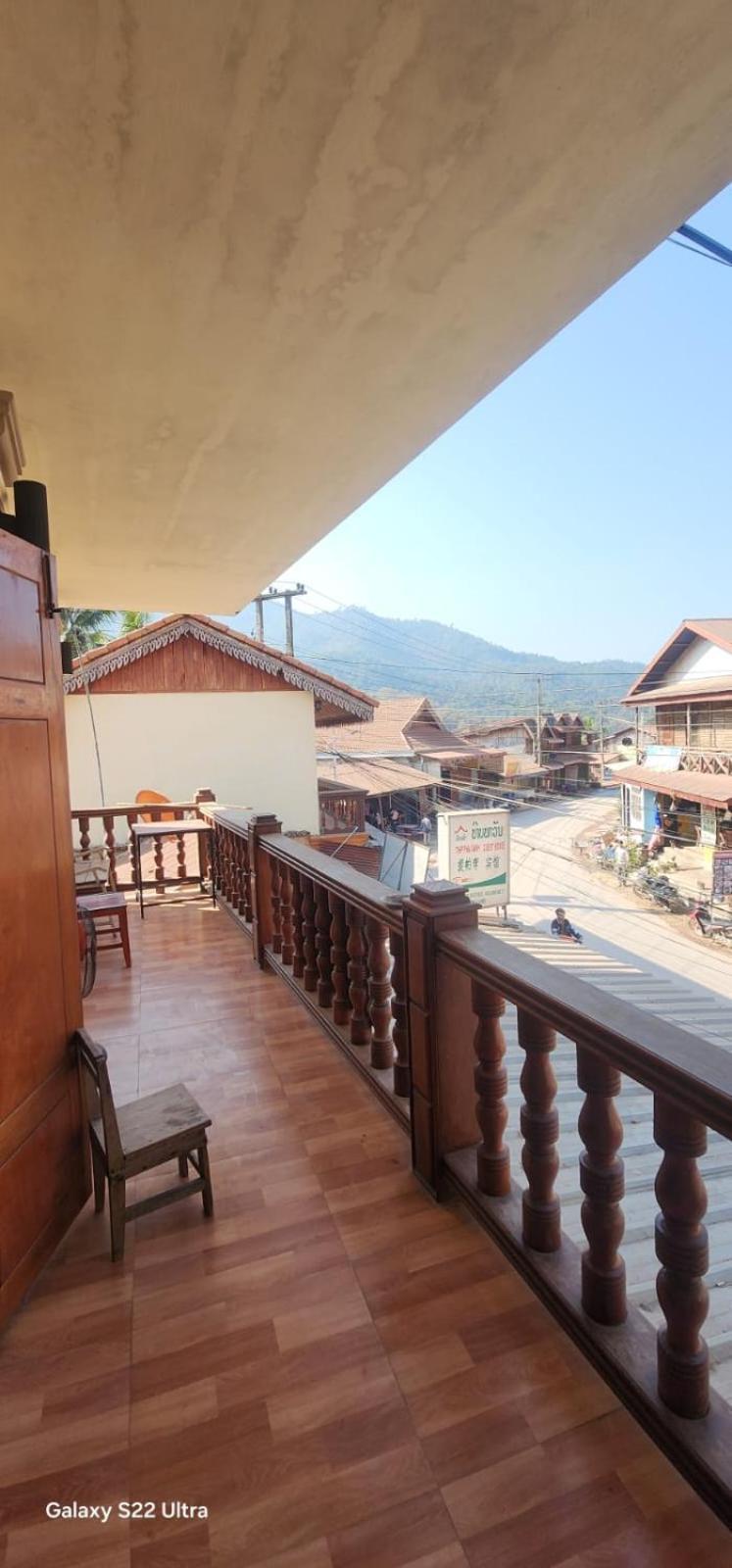 Muang Pakbèng Thip Phavanh Guesthouse מראה חיצוני תמונה